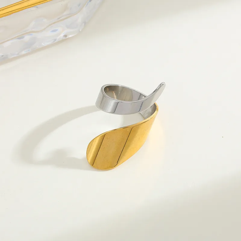 Anillo "Neith"
